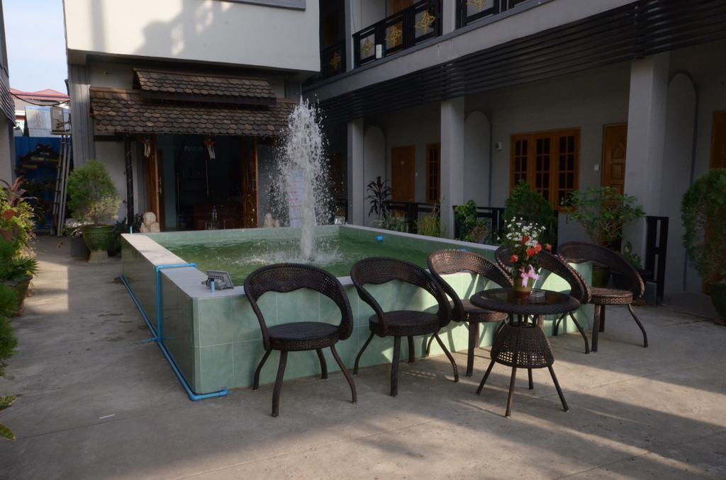 Inlay Palace Hotel Nyaung Shwe Ngoại thất bức ảnh
