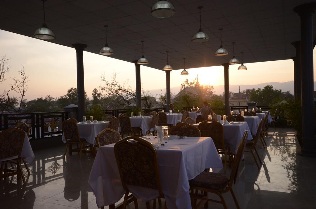 Inlay Palace Hotel Nyaung Shwe Ngoại thất bức ảnh