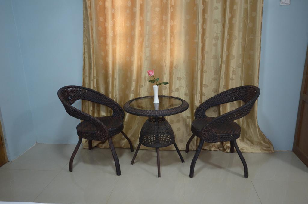 Inlay Palace Hotel Nyaung Shwe Ngoại thất bức ảnh