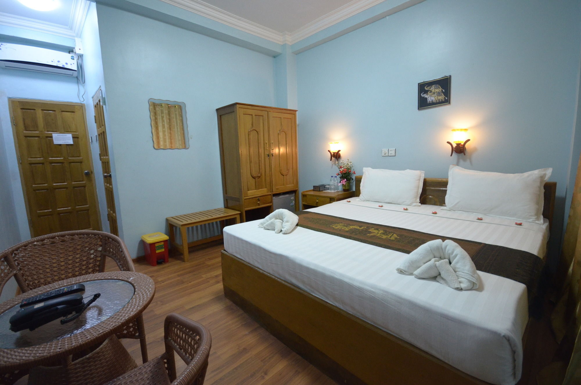 Inlay Palace Hotel Nyaung Shwe Ngoại thất bức ảnh